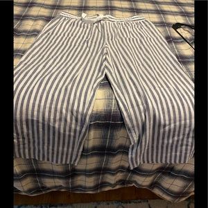 Pull on elastic waist wide leg summer Capri pants